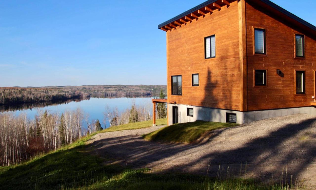 Chalets Domaine Otis Saint-Felix-d'Otis ภายนอก รูปภาพ