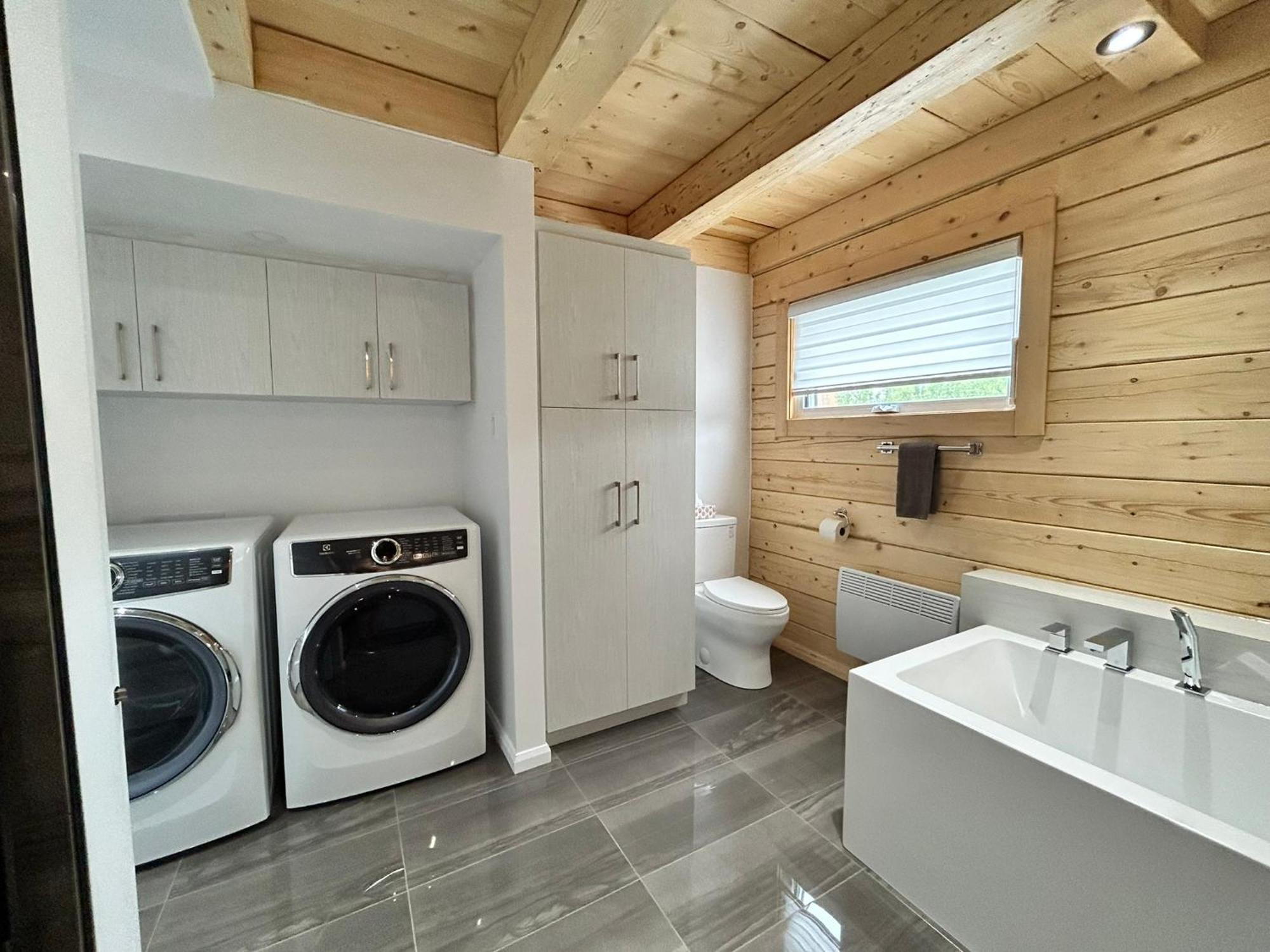 Chalets Domaine Otis Saint-Felix-d'Otis ภายนอก รูปภาพ